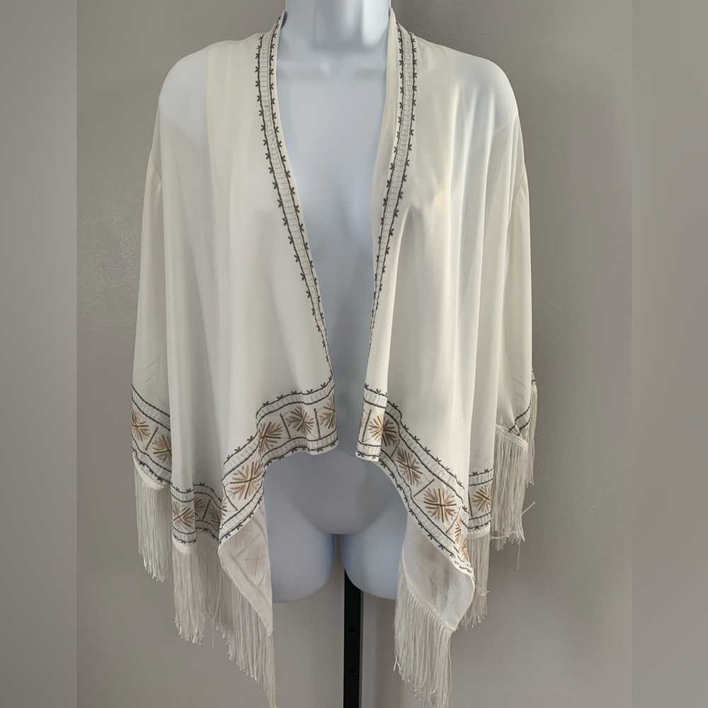 Kaii Embroidered Fringe Kimono